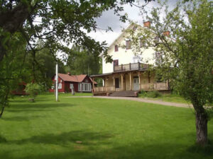 Sommaryogaretreat på Hannemo kursgård i vackra Värmland